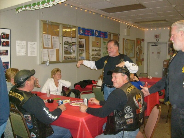 2007_-_Christmas_Party_002.jpg