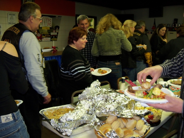 2009_Christmas_Party_053.JPG